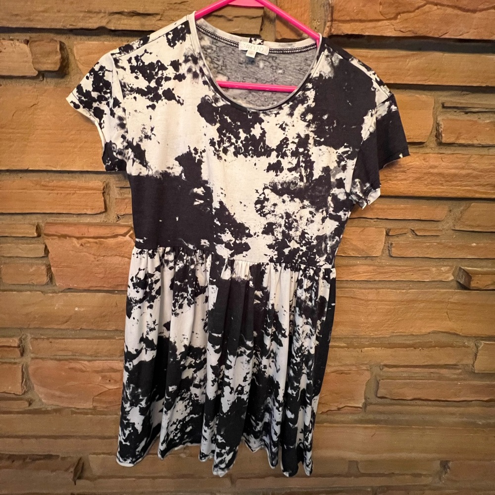 Abound T shirt Dress Size M ( runs slightly small)